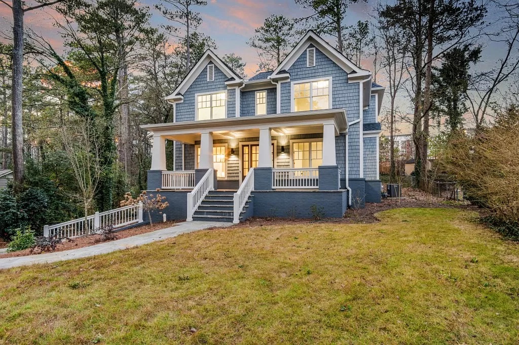 MaeWest Luxury Homes